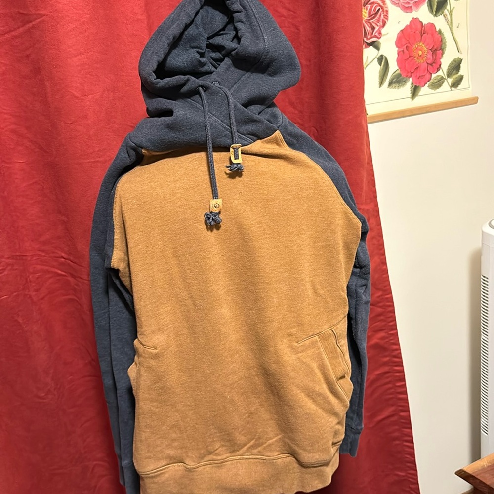 10 Tree hoodie